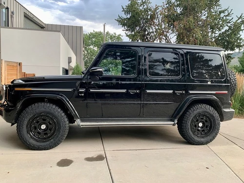 Can You Run 35s on a Mercedes-Benz G550? (Fitment Guide)