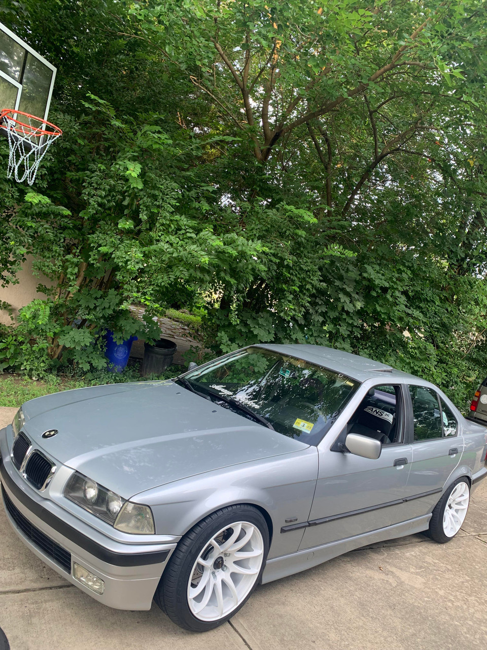 Vors TR4 5x120 19x9.5  +22 White Image 2