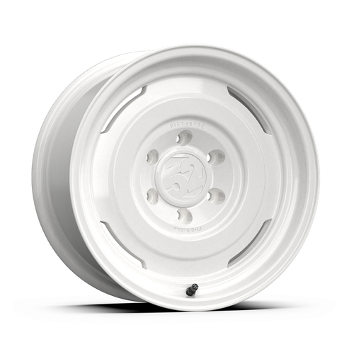 fifteen52 ANALOG HD 5x150 17x8.0 +25 CLASSIC WHITE (GLOSS WHITE)