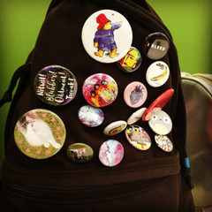 4 Great Ways to Use Custom Button Badges