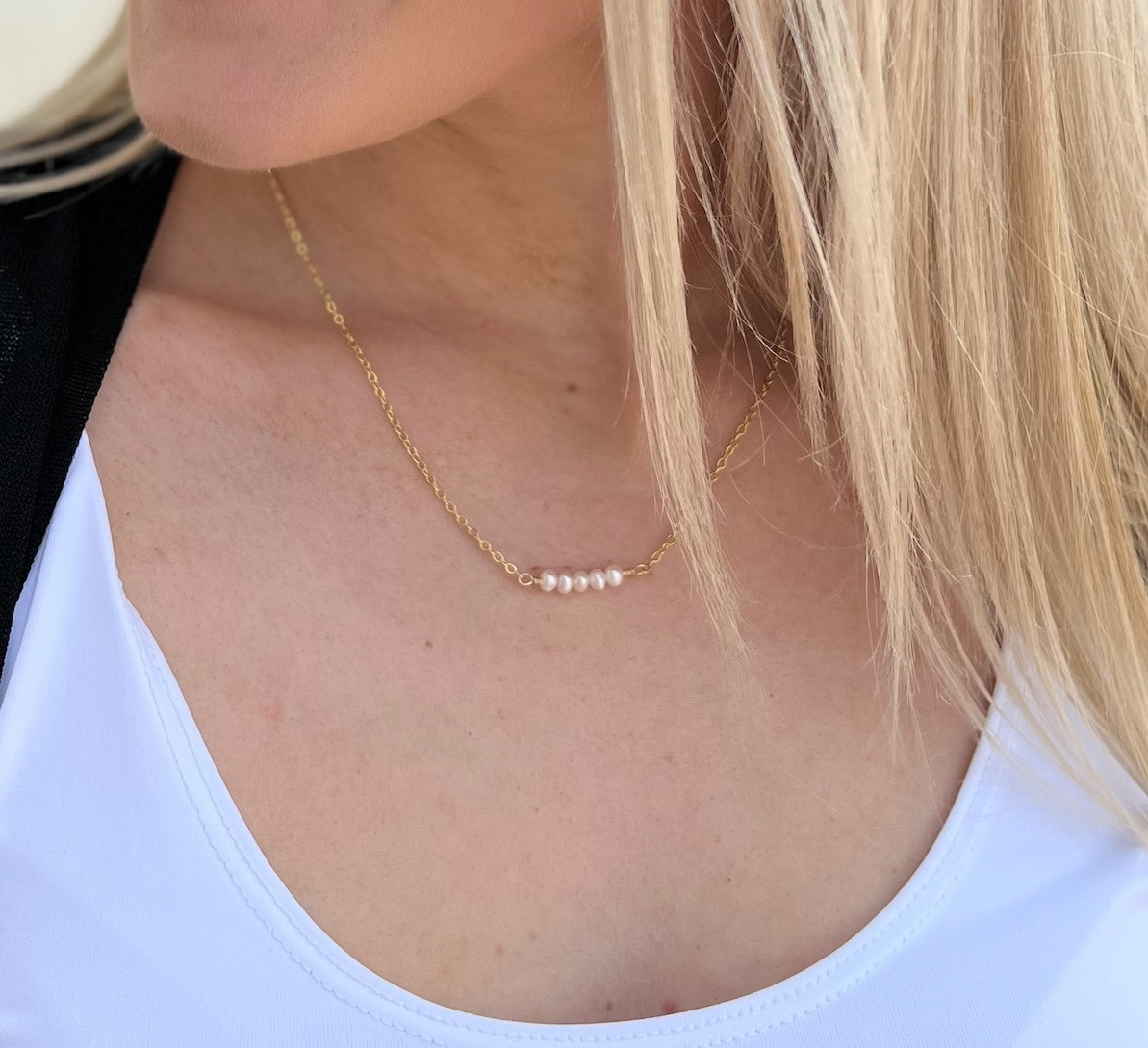 DelIcate Necklaces