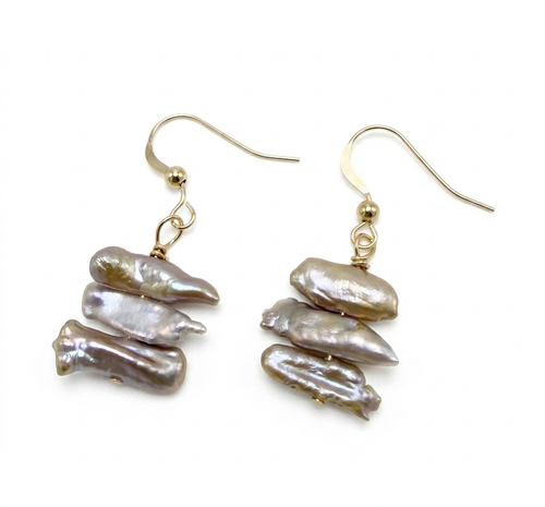 Natural Biwa Pearl Gold Earring
