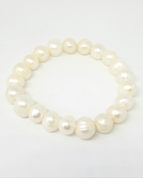White freshwater pearls
GSC001
