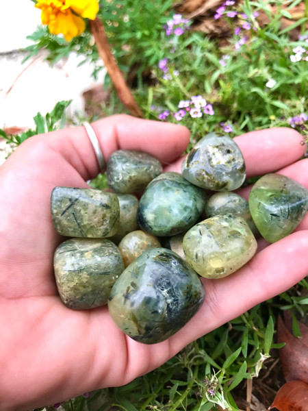 Prehnite epidote tumble