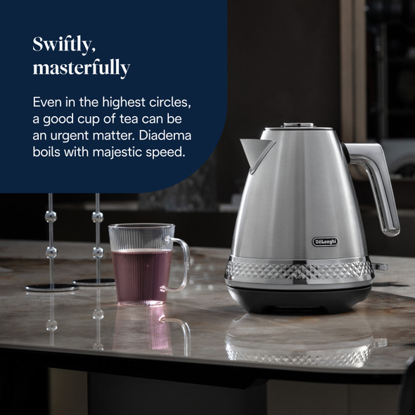 De'Longhi, KBV3001.M, Diadema Kettle, Silver