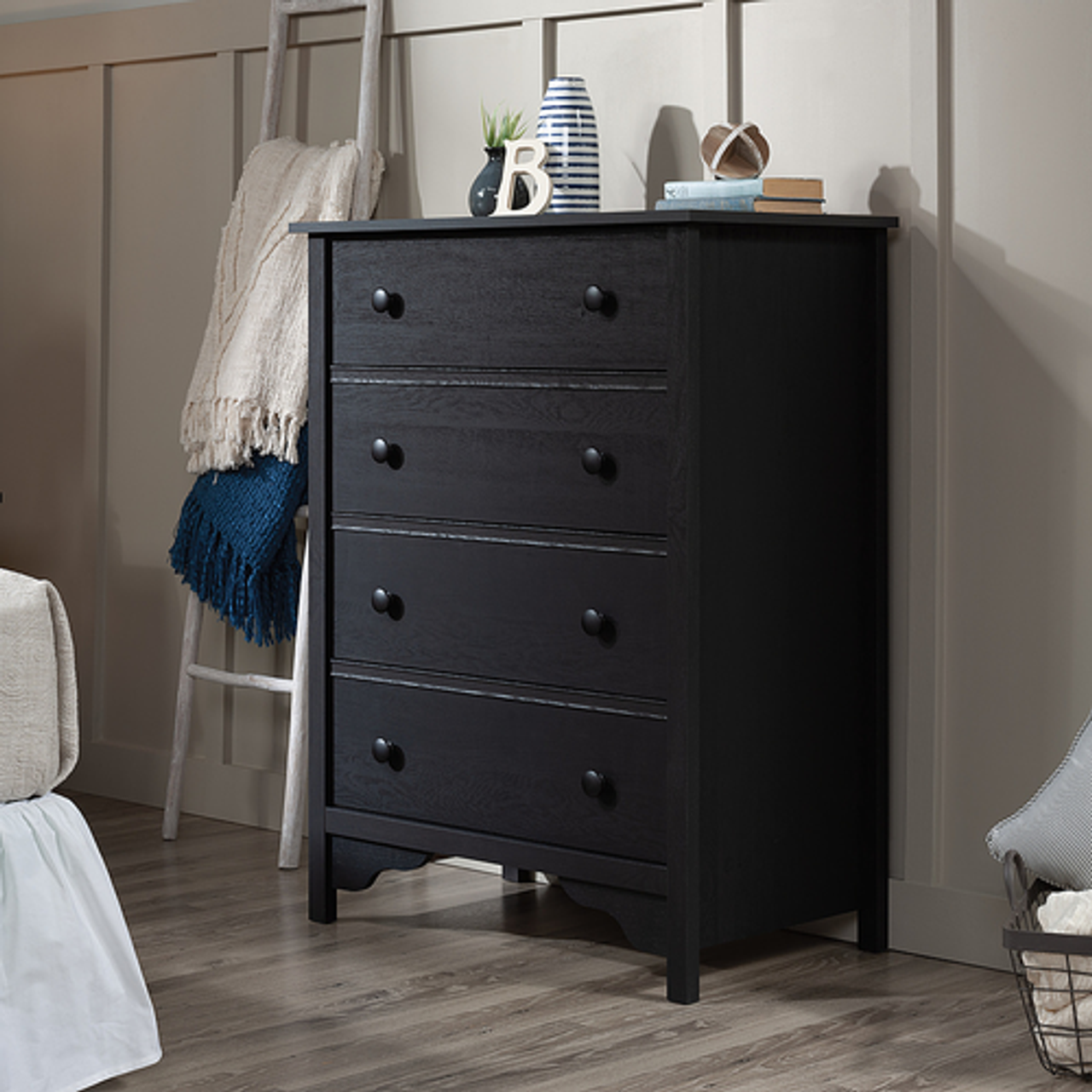 Sauder - Dawson Trail 6 Drawer Dresser