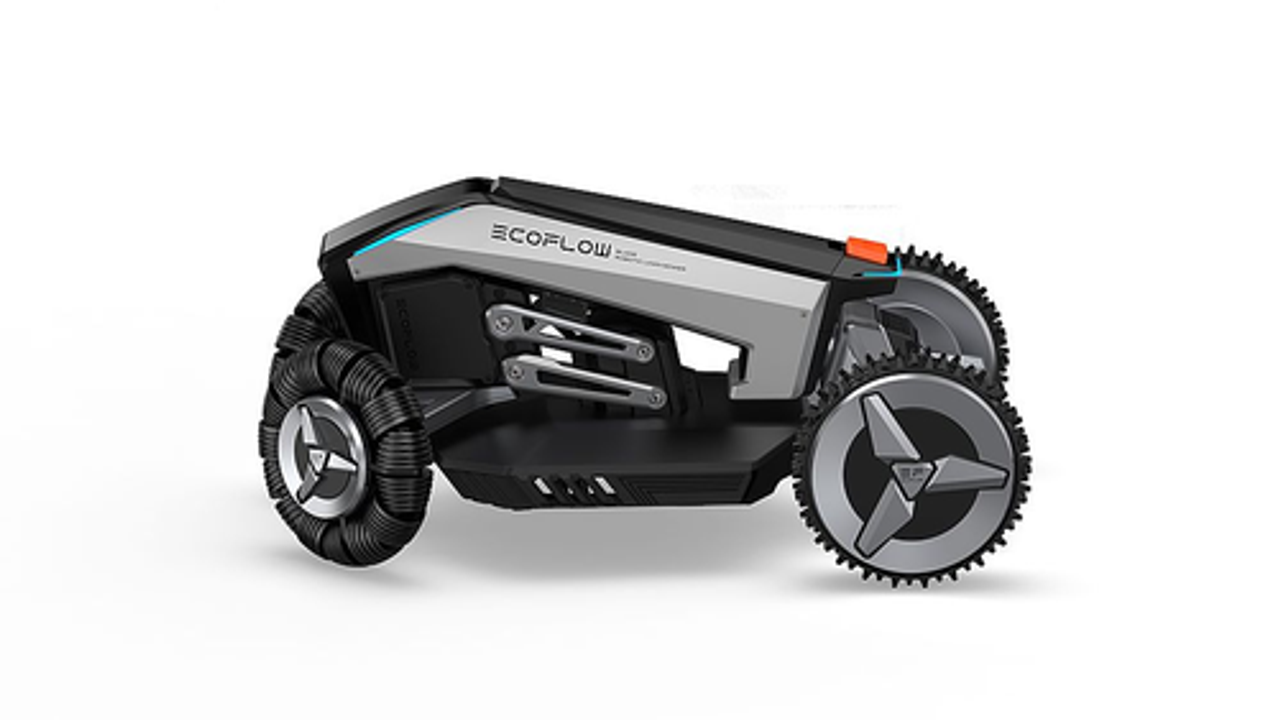 EcoFlow - Blade Robotic Lawn Mower - Black