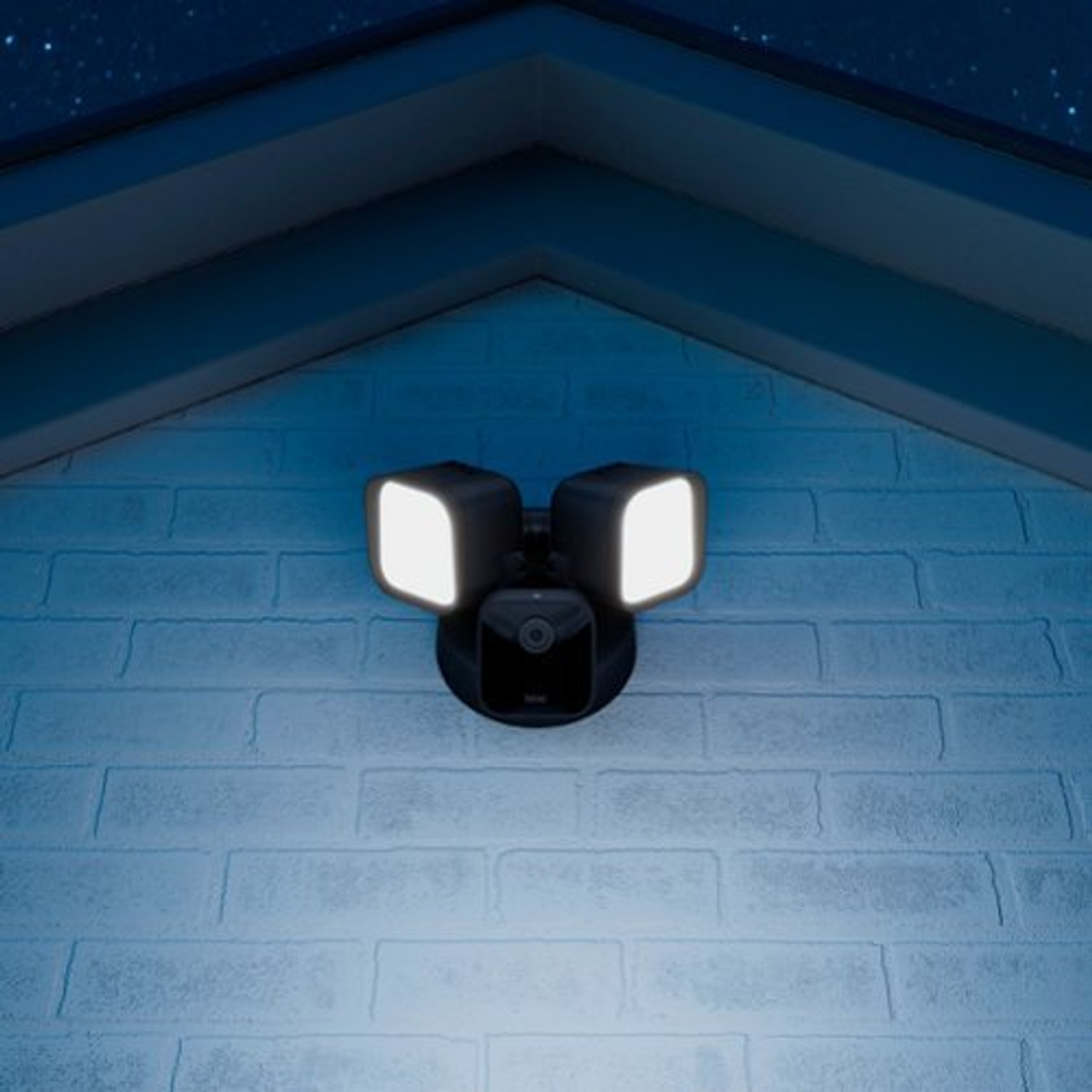 Blink - Outdoor Wired 1080p Security Camera with Floodlight - Black