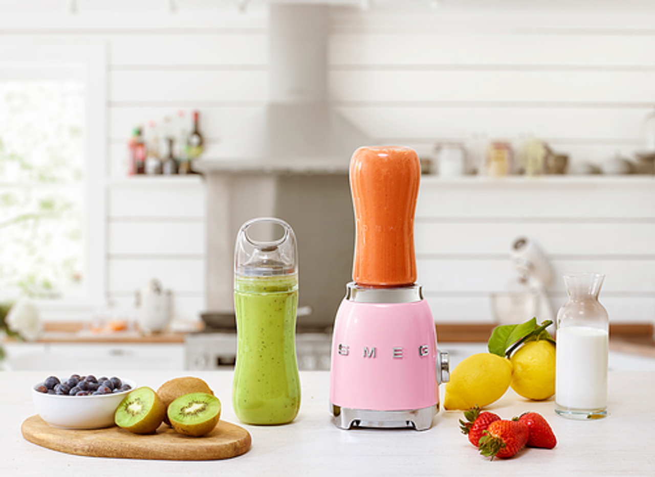 SMEG Single Serve Personal Blender - Pink - Red