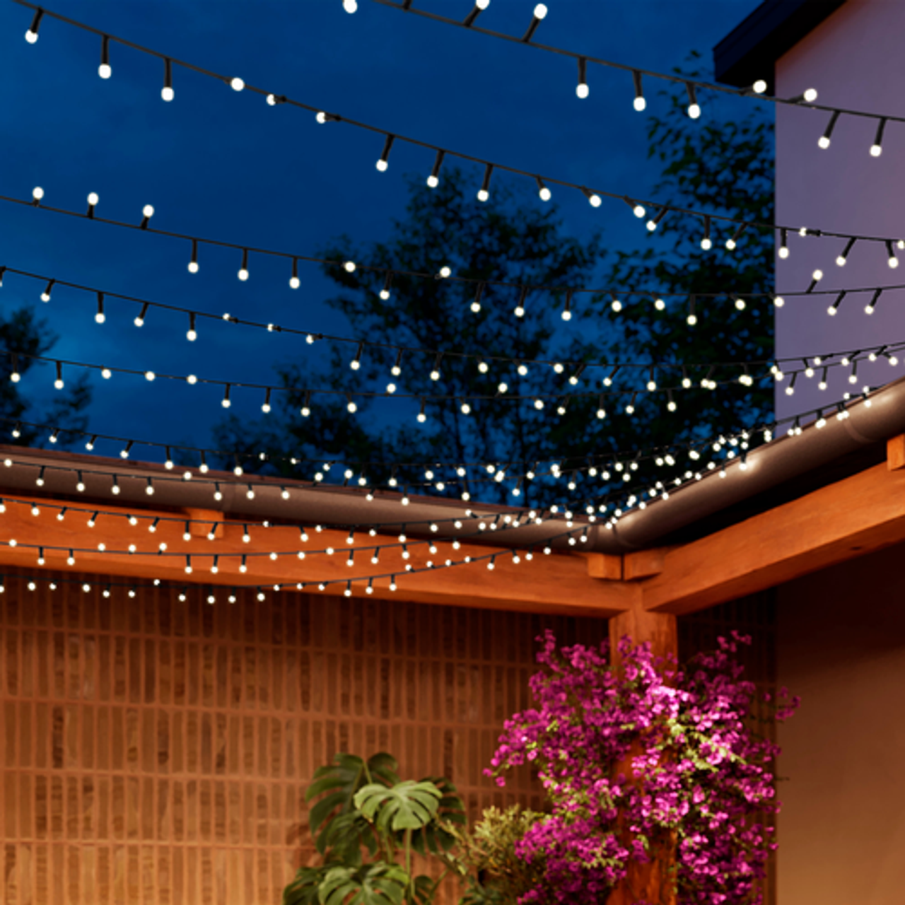 Philips - Hue Festavia 130-Foot 500-LED Smart String Lights - White and Color Ambiance
