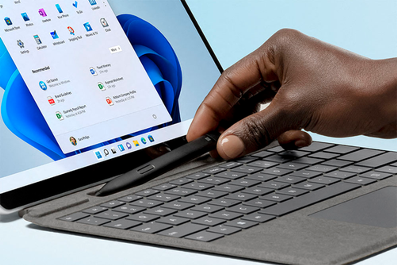 Microsoft - Surface Pro Signature Keyboard with Surface Slim Pen 2 - Platinum