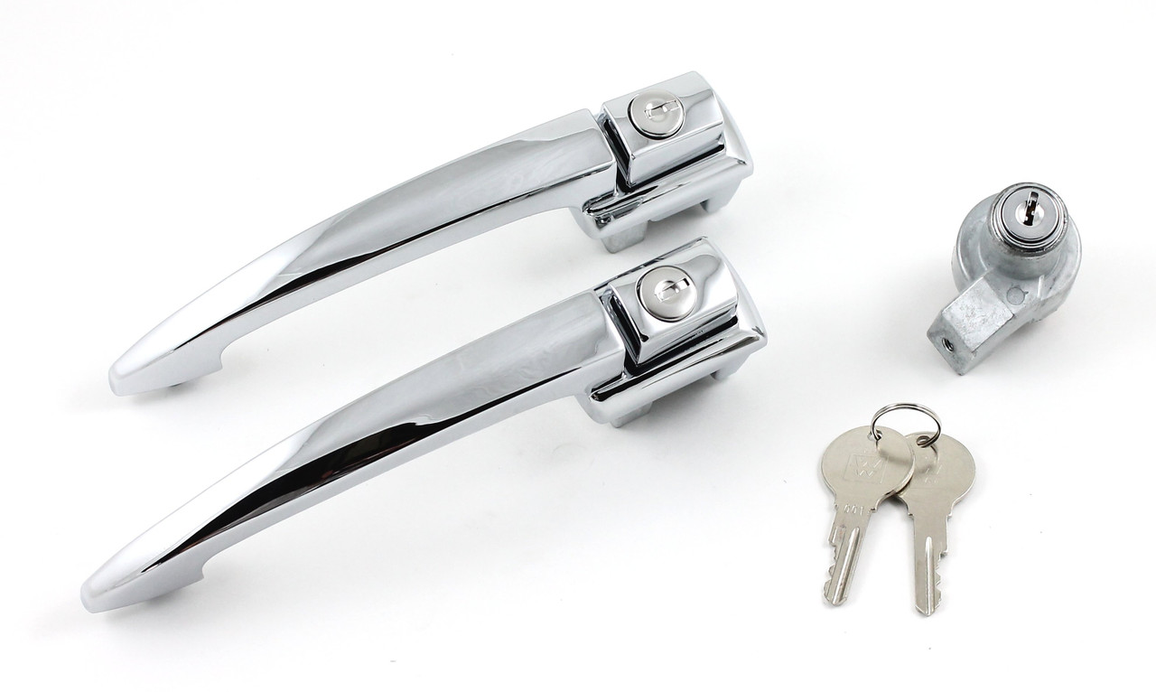 IGNITION/DOOR HANDLE KEYED SET