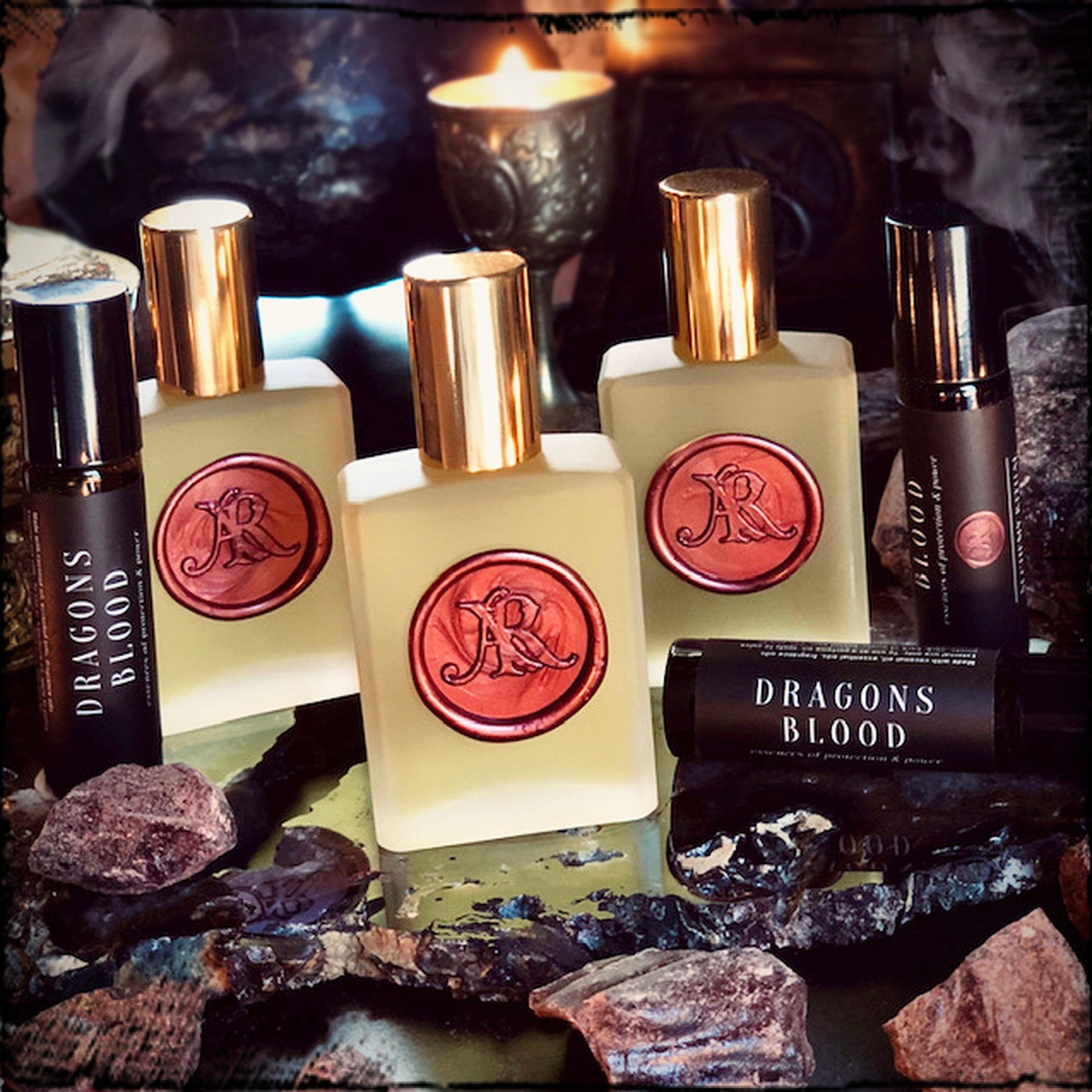  Dragons Blood Spell Ritual Oil, Pagan Oils sacred Essential  blend, Anointing Oil, Fragrance Oil, Wicca Witchery Perfume : Handmade  Products