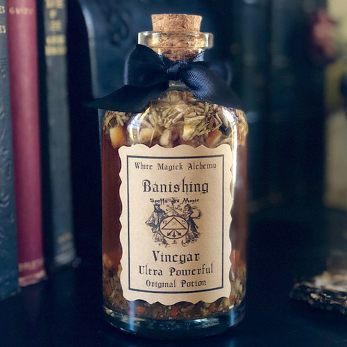 Banishing Vinegar Ultra Powerful Potion 18oz for Banishing Negative Energies, Spiritual Disturbances, Negative People