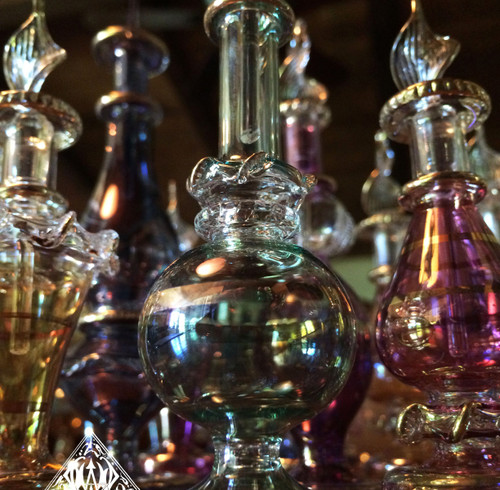 GLASS PERFUME BOTTLE WITH APPLICATOR
