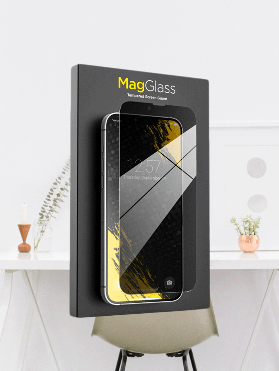 iPhone 14 Pro MagGlass Privacy Shield Screen Protector - Encased