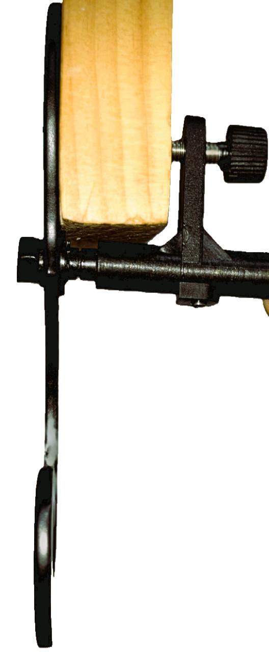 Anti Vibration shutter bracket with shutterdog