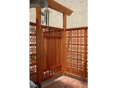 Cedar Catalina Lattice in 4' x 6' panels.