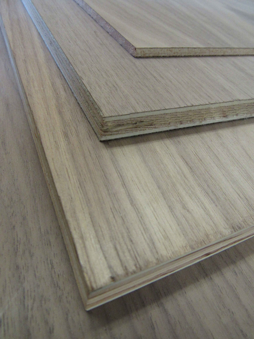 Walnut Plywood edge