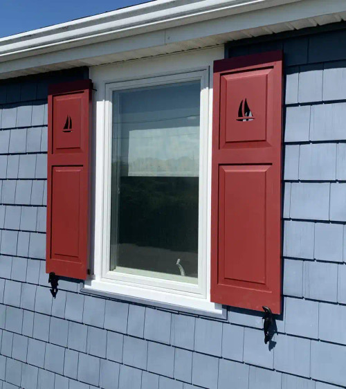 Dolphin Stay for Shutters