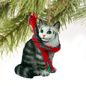 Silver Tabby Maine Coon Cat Christmas Ornament – Hand-Painted