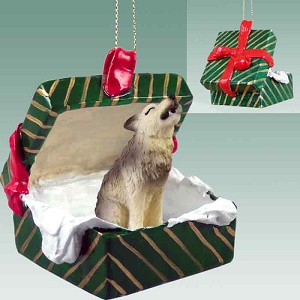 Timber in Green Gift Box Christmas Ornament – Hand-Painted Stone Resin