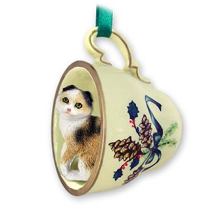 Tortoise & White Scottish Fold Cat in Green Holiday Tea Cup Christmas Ornament