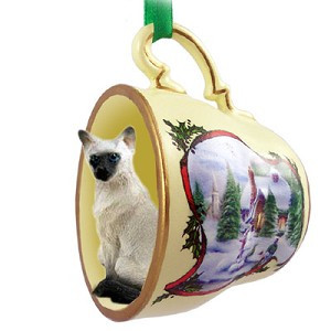 Siamese Cat in Snowman Tea Cup Christmas Ornament – Hand-Painted Stone Resin