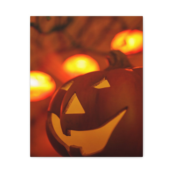 Glowing Halloween Jack-o'-Lantern: Autumn's Spooky Charm, Classic Pumpkin Decoration - Unframed Canvas Wall Art Decor