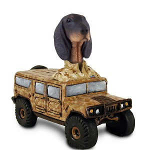 Black & Tan Coonhound Hummer Doogie Collectible Dog Figurine