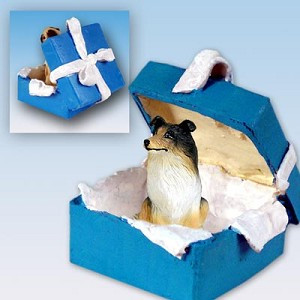 Tricolor Collie Dog in Blue Gift Box Christmas Ornament – Hand-Painted Stone Resin