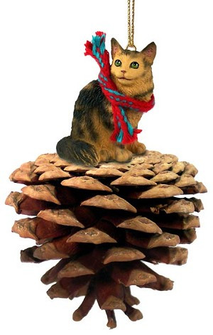 Brown Maine Coon Cat on Pinecone Christmas Ornament – Hand-Painted Stone Resin