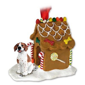 Brown & White Pointer Dog with Gingerbread House Christmas Ornament – Hand-Painted Stone Resin