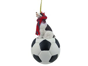 Liver & White Springer Spaniel Dog on Soccer Ball Christmas Ornament – Hand-Painted Stone Resin