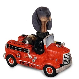 Black & Tan Coonhound Fire Engine Doogie Collectible Dog Figurine