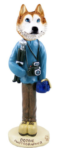 Red & White with Blue Eyes Husky Photographer Doogie Collectible Dog Figurine