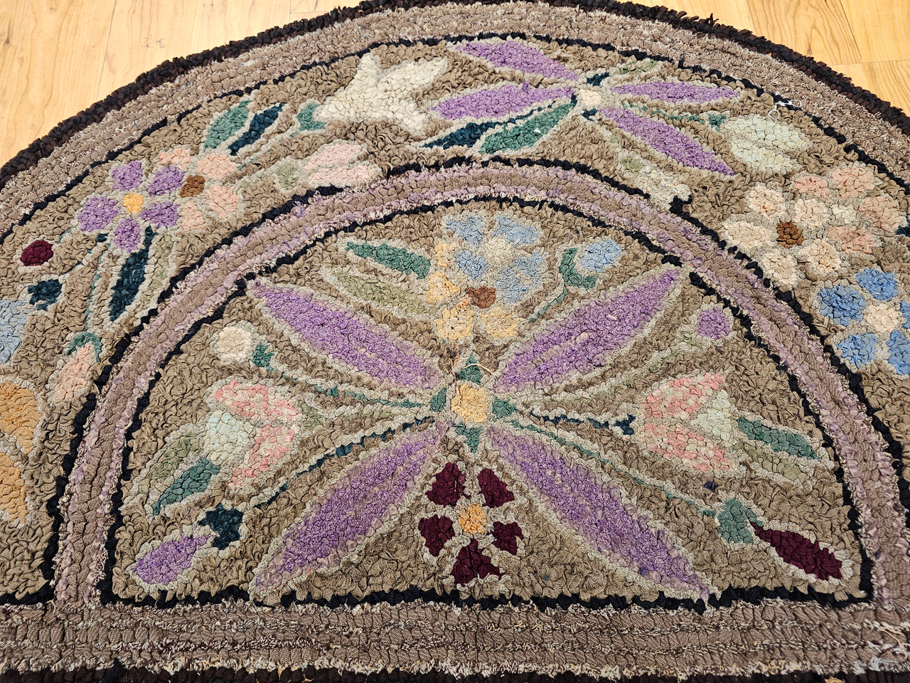 ○Hooked Rug○108cm×76cm 壁掛けラグ ヴィンテージ 絨毯 ○Hooked Rug