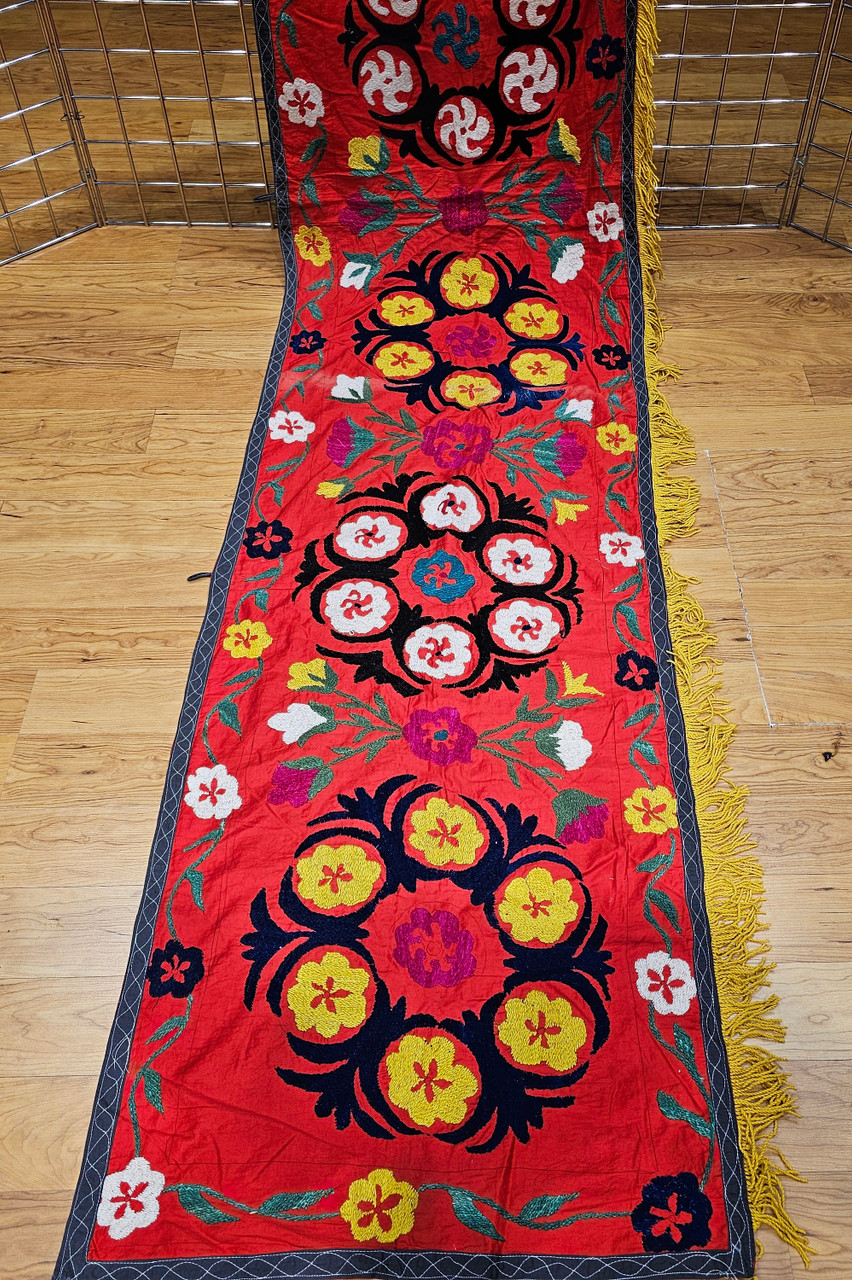 Vintage Uzbek Suzani Silk Embroidery | Handcrafted Central Asia