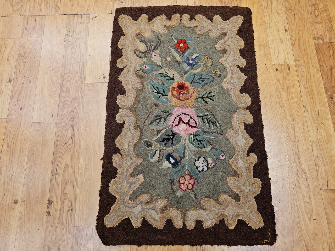 Vintage American Hooked Rug | Floral New England