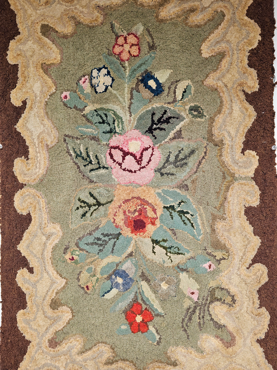 Hooked Rugs, Shop Antique American Hooked Carpets