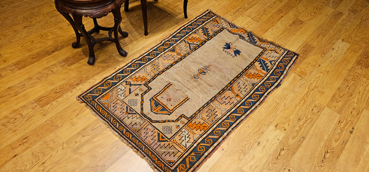 Antique Kurdish Camelhair Prayer Rug | Pistachio Border