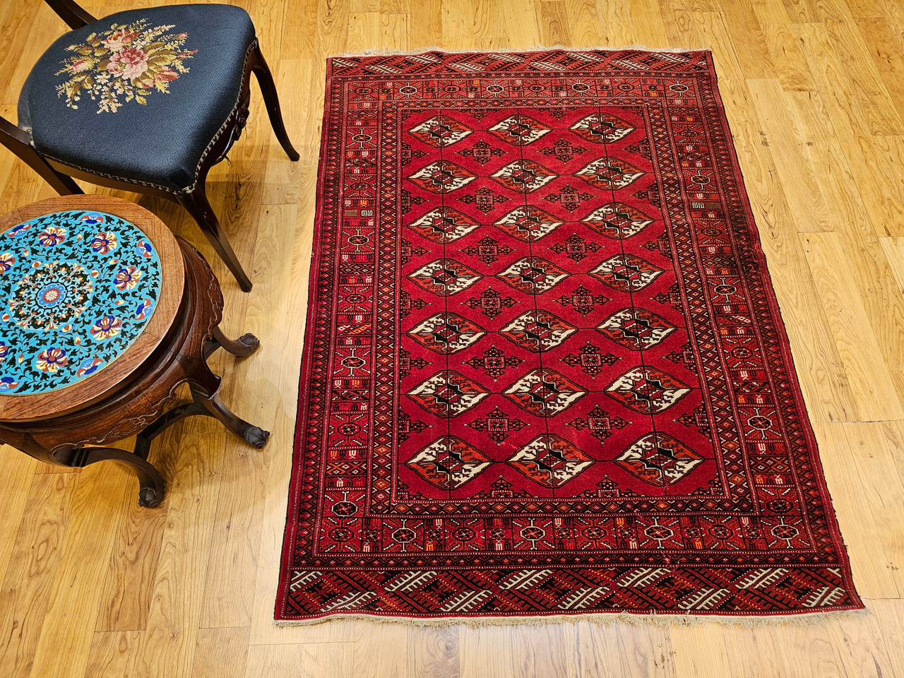 ラグ・カーペット Turkmen small rug Antique Turkmen Rug 2x3 | Gul Pattern, Deep Red