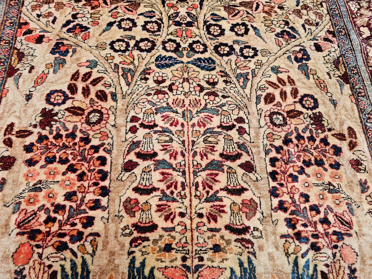 Antique Persian Kashan Rug, Hand-Knotted Wool, Tree of Life Design