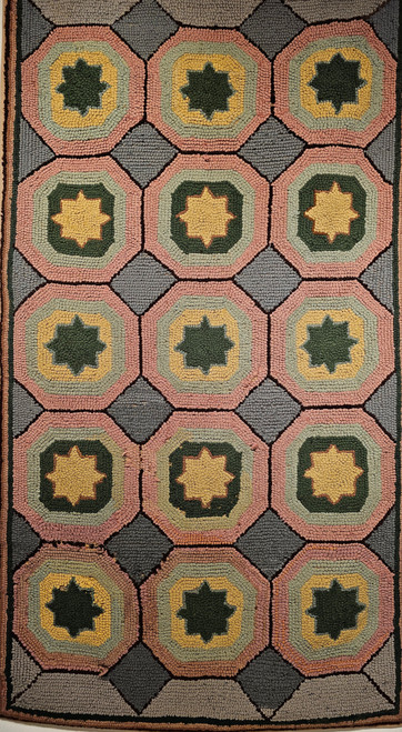 Early 1900s American Hand Hooked Rug with an Allover Geometric Pattern 1444, 2’ 9” x 5’, 1st Quarter of the 1900s, The Persian Knot