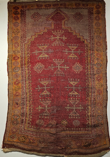 Vintage Turkish Anatolian prayer rug in pale red, gray, and cream, handwoven with natural vegetable dyes, early 1900s – The Persian Knot Gallery, SKU: 1804