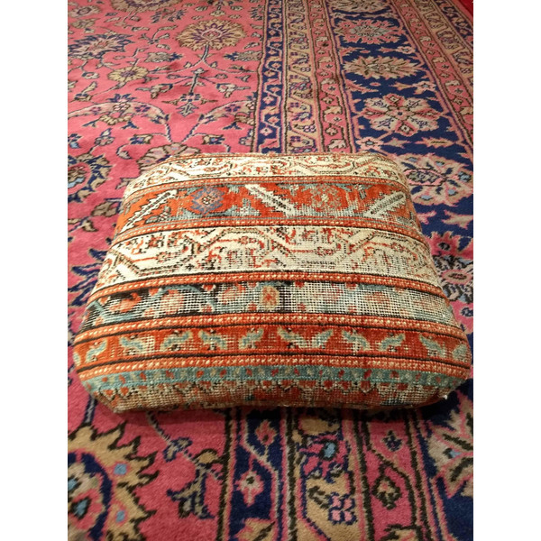 Pillow 1463, 17″ x 16” x 4”, 4th Quarter of the 1800s