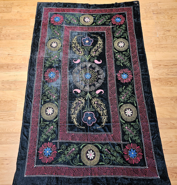 Vintage Uzbek Silk Embroidery Suzani in Black, Red, Green, Ivory,  Blue,  @thepersianknot  , SKU 1669
