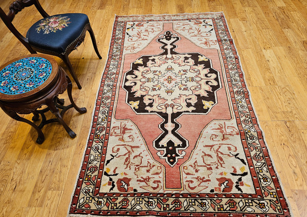 Vintage Turkish Oushak Area Rug with Pale Pink and Ivory Field and Chocolate Brown Medallion – Early 20th Century Handwoven Wool, The Persian Knot, SKU 1175