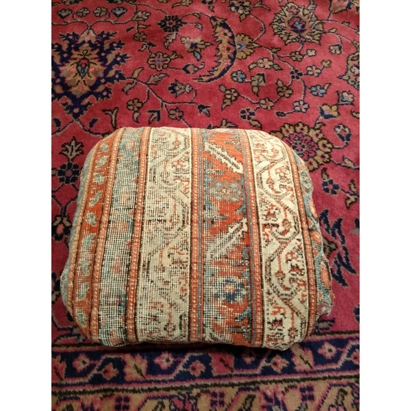 Pillow 1464, 17″ x 16” x 4”, 4th Quarter of the 1800s