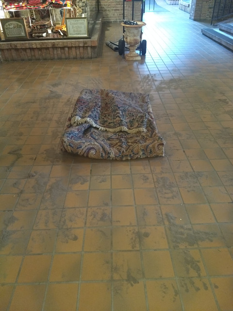 How Often Handwoven Rugs Should be Vacuumed?